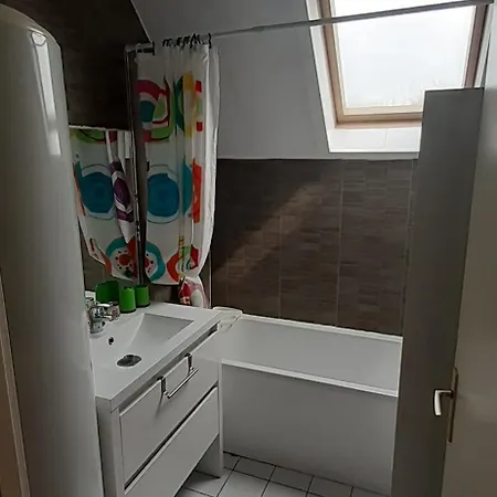 Agreable Maison Familiale La Louptiere-Thenard