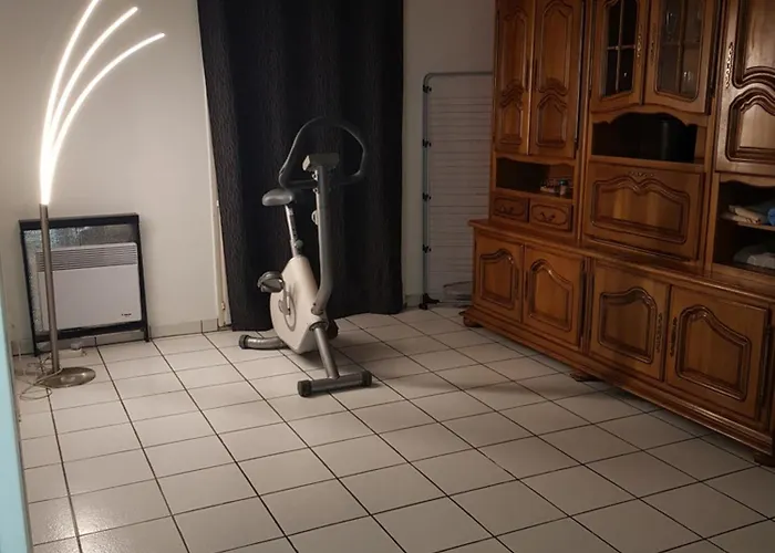 Maison Familiale * La Louptiere-Thenard