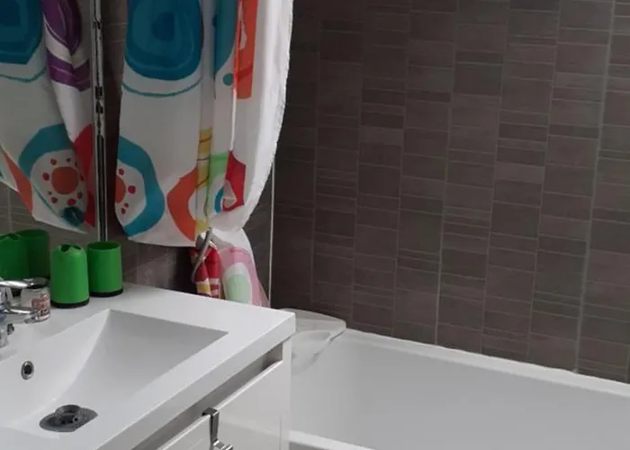 Maison Familiale Hébergement de vacances La Louptiere-Thenard