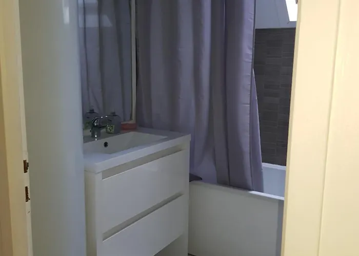 Maison Familiale Hébergement de vacances *